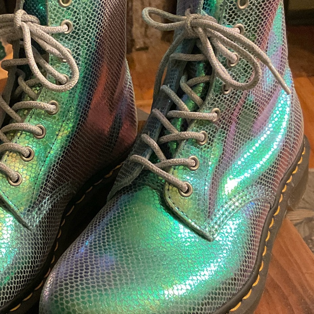 Dr. Martens Iridescent snake skin look lace up Boots W11 M9